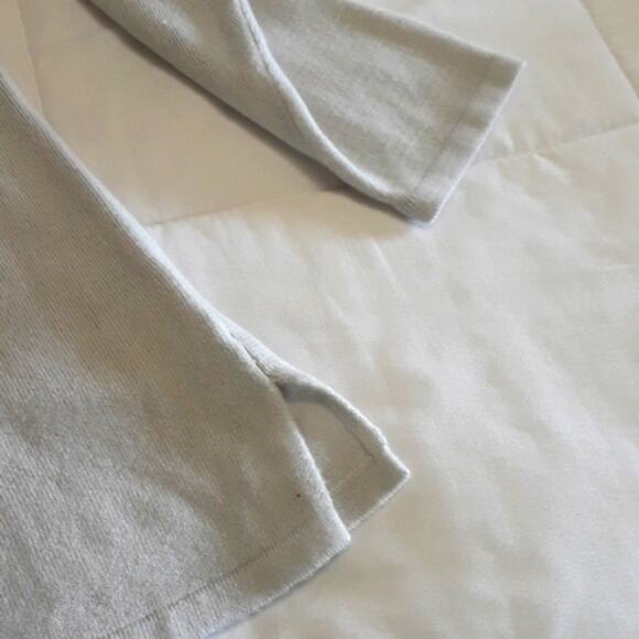 Womens Sz L Gray Pearl Button Y2K Quiet Luxury Business Casual Cowl Neck Sweater - Picture 7 of 8